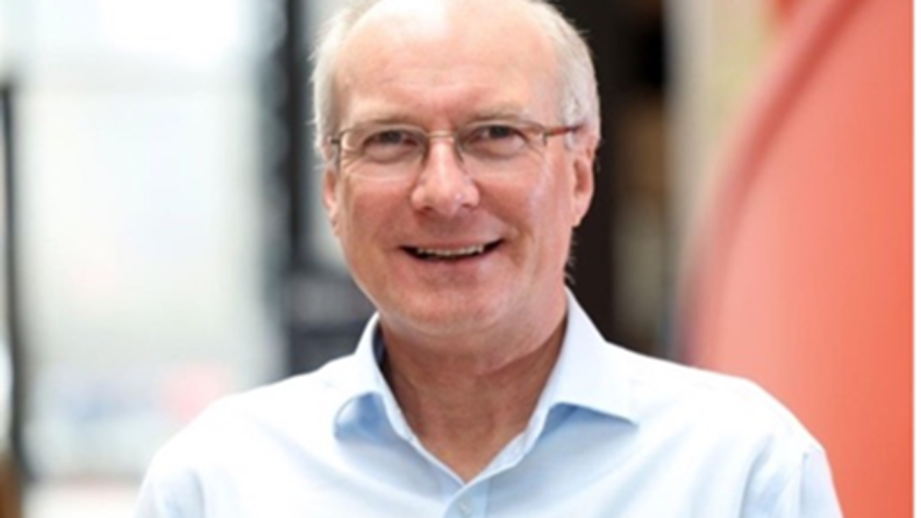 Prof Dr Adrian J Harwood